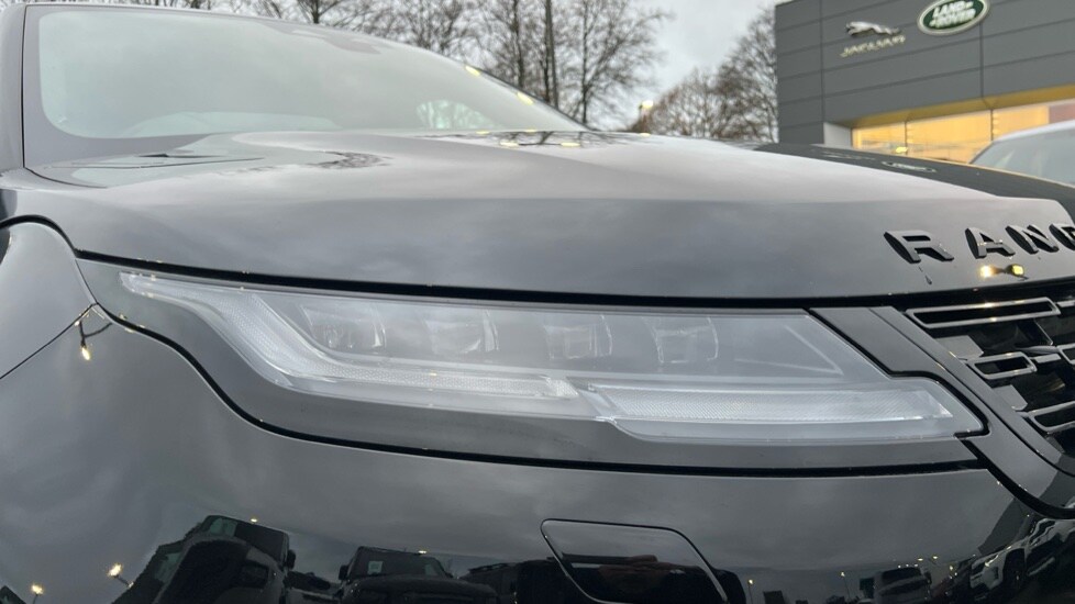 Used Land Rover Range Rover Evoque 2025 for sale - 76533910: Photo 17