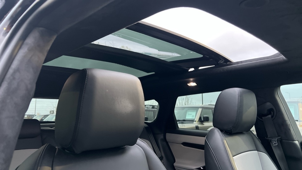 Used Land Rover Range Rover Evoque 2025 for sale - 76533910: Photo 38