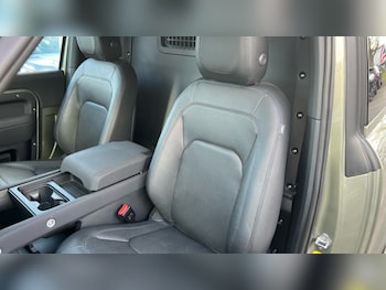 Used Land Rover Defender 2023 for sale - 75466210: Photo