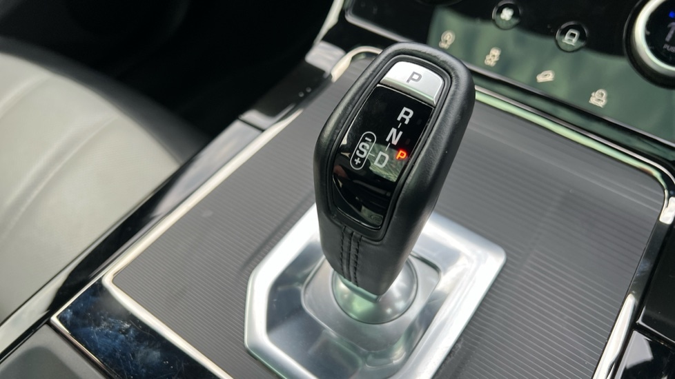 Used Land Rover Range Rover Evoque 2022 for sale - 76526513: Photo 13