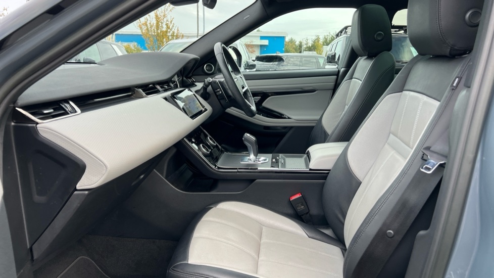 Used Land Rover Range Rover Evoque 2022 for sale - 76526513: Photo 3