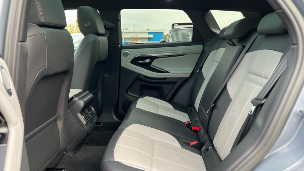 Used Land Rover Range Rover Evoque 2022 for sale - 76526513: Photo 4