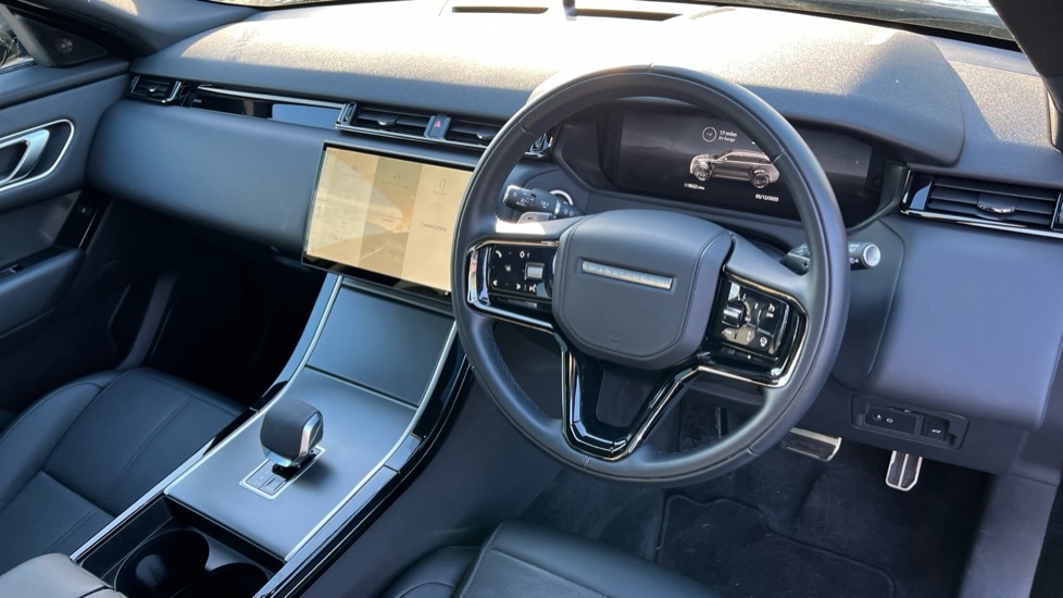 Used Land Rover Range Rover Velar 2025 for sale - 76780098: Photo 28