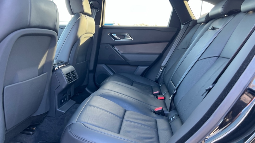 Used Land Rover Range Rover Velar 2025 for sale - 76780098: Photo 4