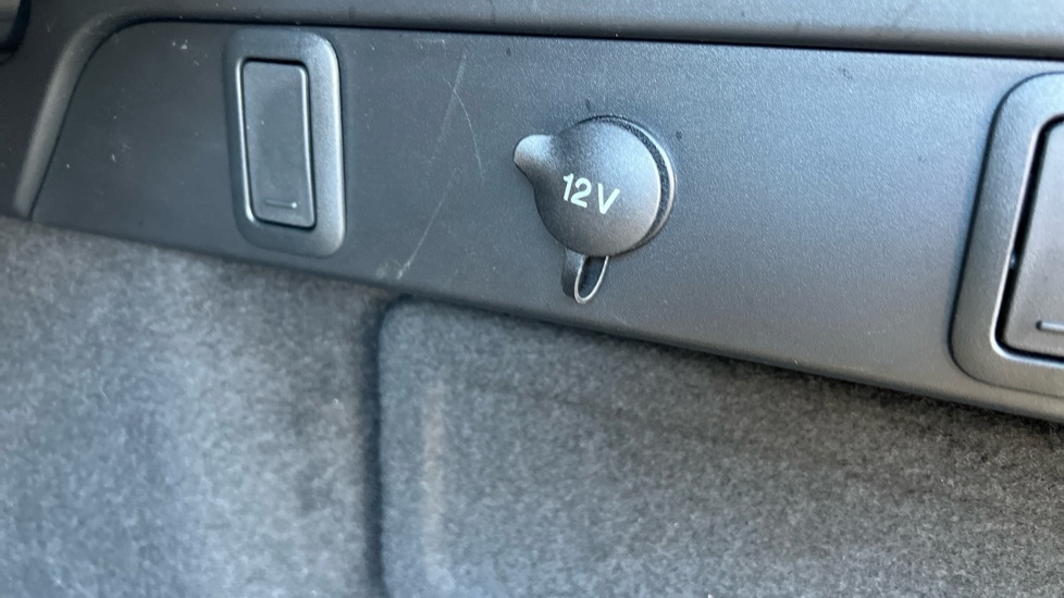 Used Land Rover Range Rover Velar 2025 for sale - 76780098: Photo 53