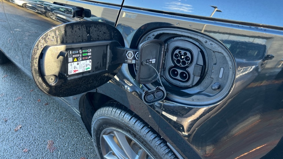 Used Land Rover Range Rover Velar 2025 for sale - 76780098: Photo 54