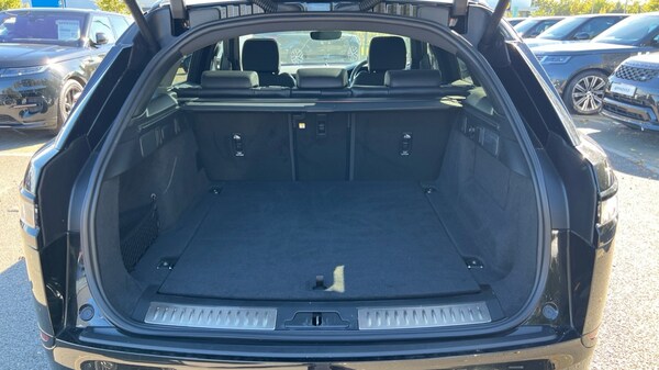 Used Land Rover Range Rover Velar 2024 for sale - 76018185: Photo 10