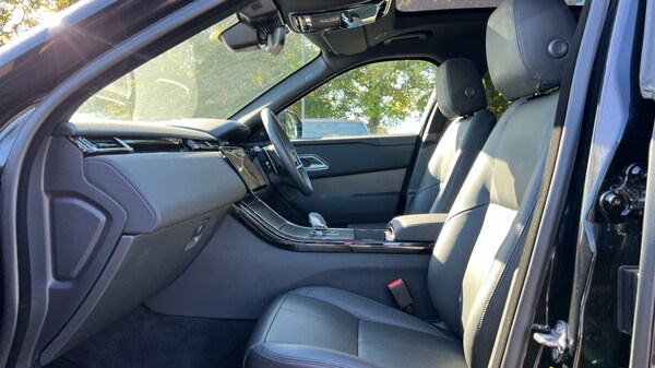 Used Land Rover Range Rover Velar 2024 for sale - 76018185: Photo 3