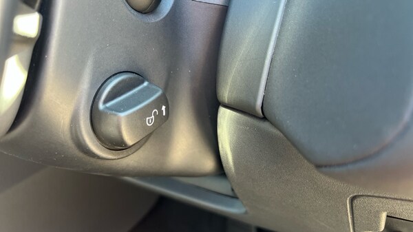 Used Land Rover Range Rover Velar 2024 for sale - 76018185: Photo 44