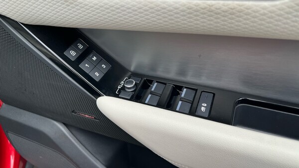 Used Land Rover Range Rover Velar 2021 for sale - 76008008: Photo 48