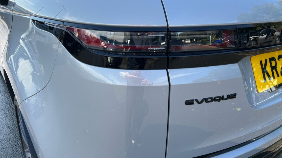 Used Land Rover Range Rover Evoque 2024 for sale - 76458892: Photo 19
