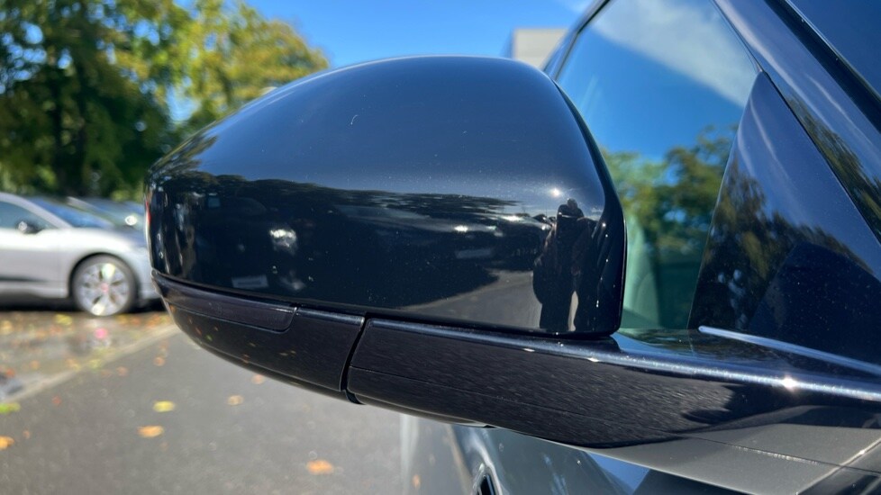 Used Land Rover Range Rover Evoque 2024 for sale - 76458892: Photo 35