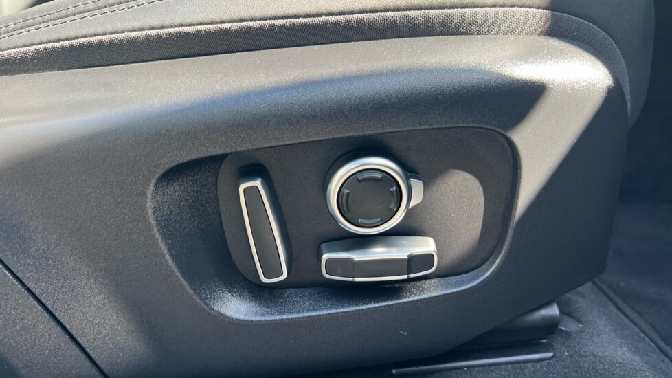 Used Land Rover Range Rover Evoque 2024 for sale - 76458892: Photo 41