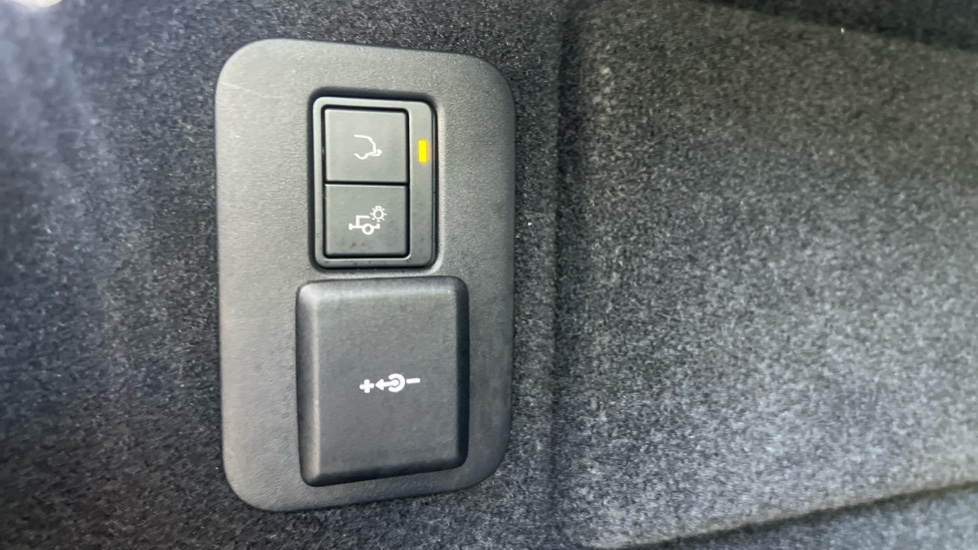 Used Land Rover Range Rover Evoque 2024 for sale - 76458892: Photo 63