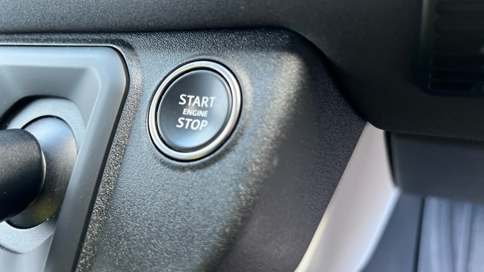 Used Land Rover Defender 2023 for sale - 77025543: Photo 45