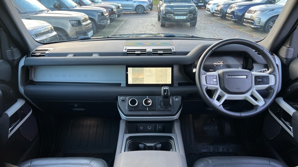 Used Land Rover Defender 2023 for sale - 77025543: Photo 9