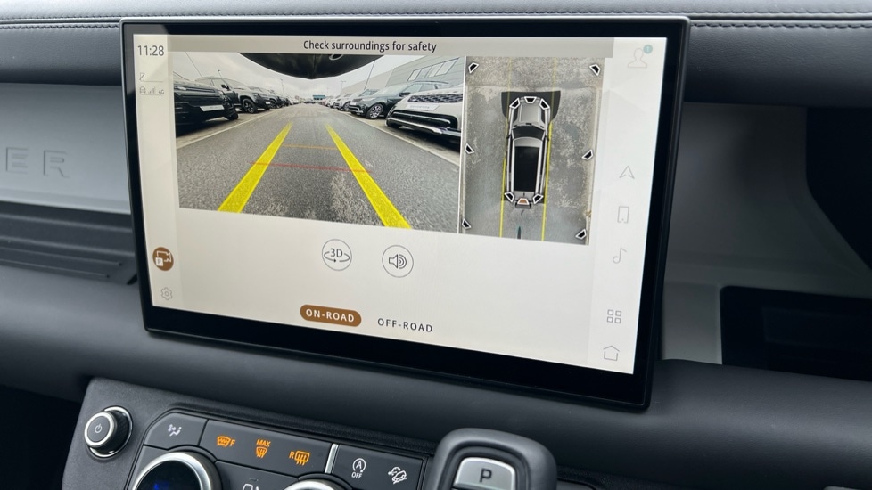 Used Land Rover Defender 2024 for sale - 76966774: Photo 12