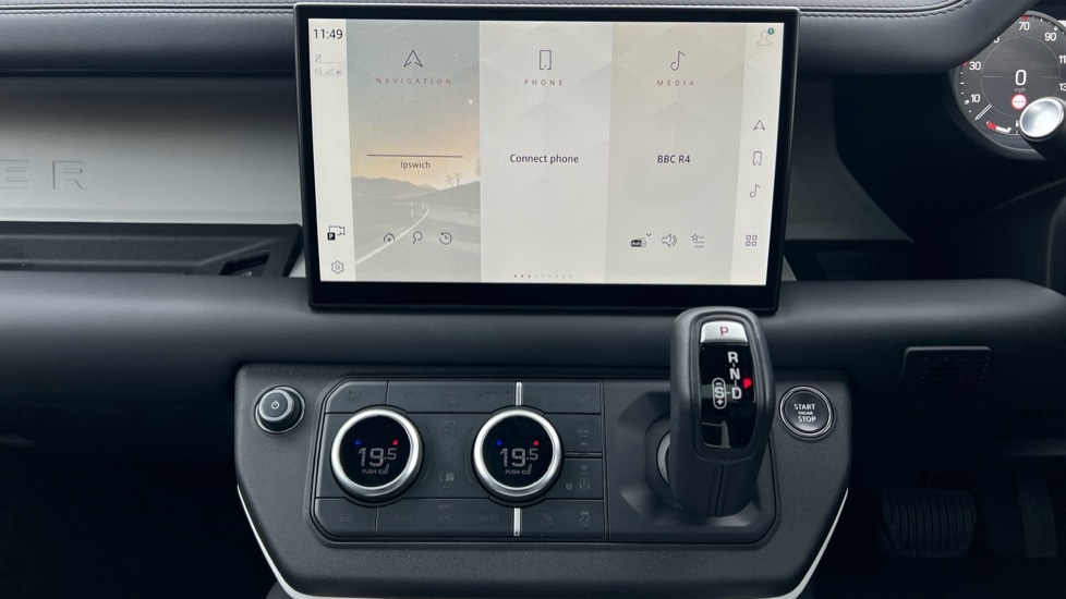 Used Land Rover Defender 2024 for sale - 76966774: Photo 14