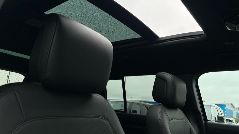 Used Land Rover Defender 2024 for sale - 76966774: Photo 54