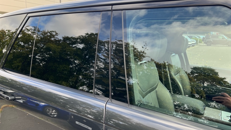 Used Land Rover Range Rover 2025 for sale - 76941075: Photo 39