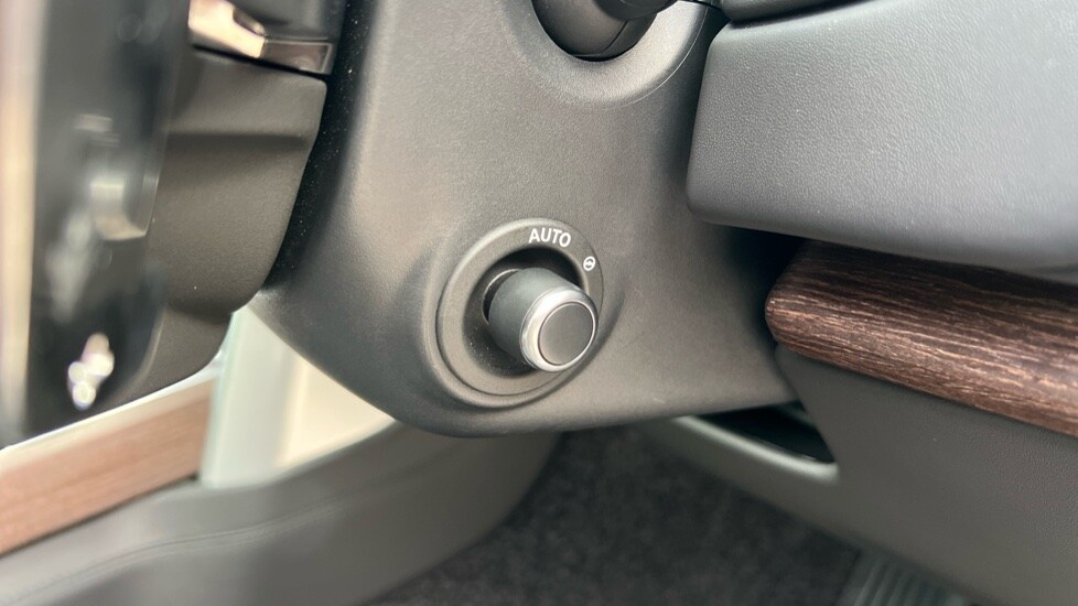 Used Land Rover Range Rover 2025 for sale - 76941075: Photo 49