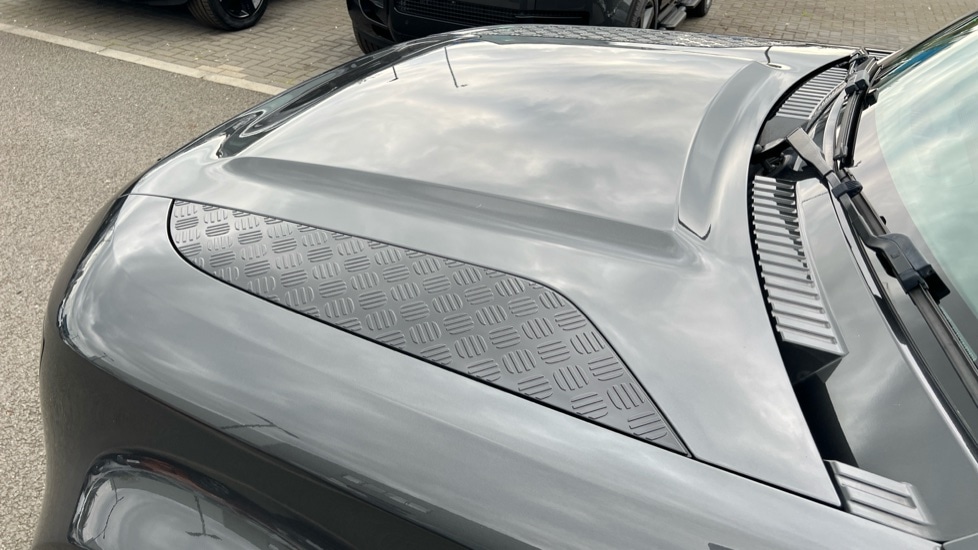 Used Land Rover Defender 2024 for sale - 76652315: Photo 22