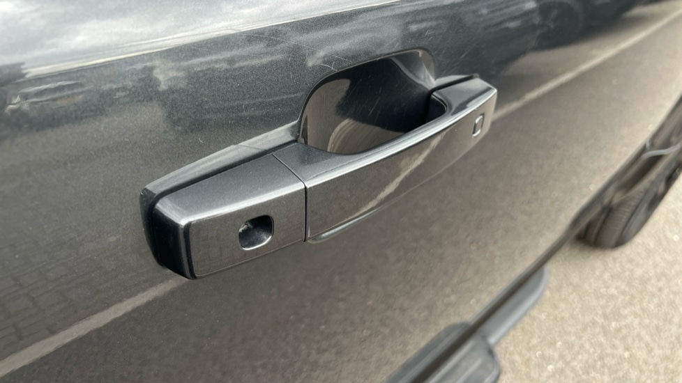 Used Land Rover Defender 2024 for sale - 76652315: Photo 41