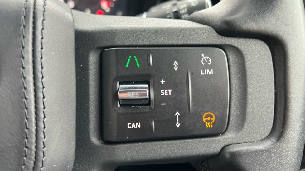 Used Land Rover Defender 2024 for sale - 76652315: Photo 55