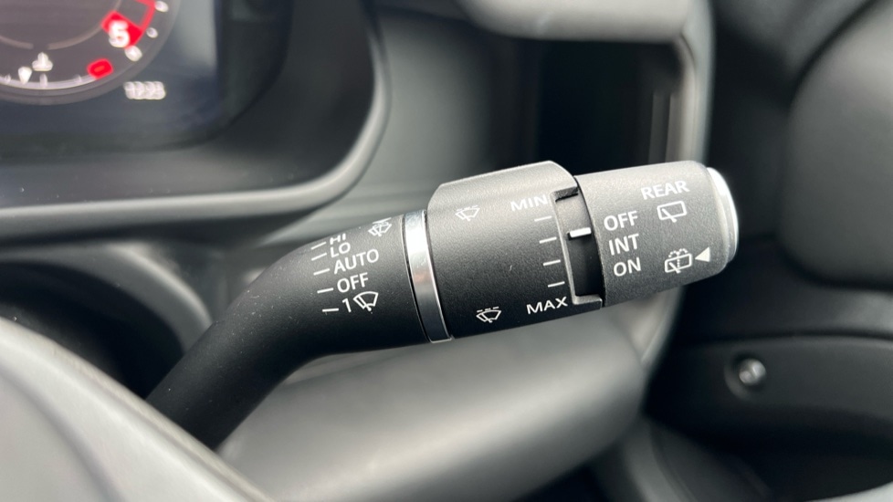 Used Land Rover Defender 2024 for sale - 76652315: Photo 57