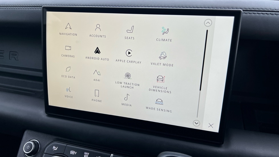 Used Land Rover Defender 2024 for sale - 76652315: Photo 65