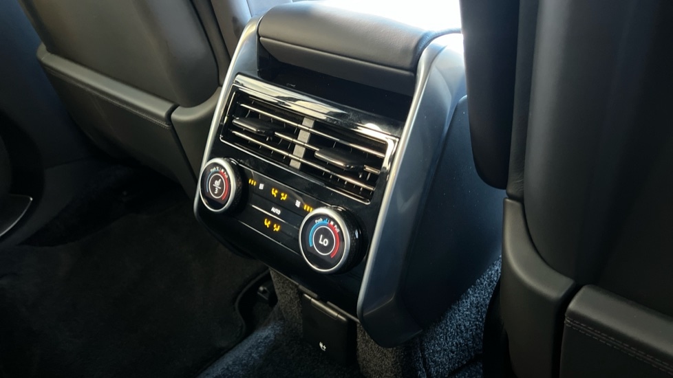 Used Land Rover Range Rover 2025 for sale - 76552312: Photo 18