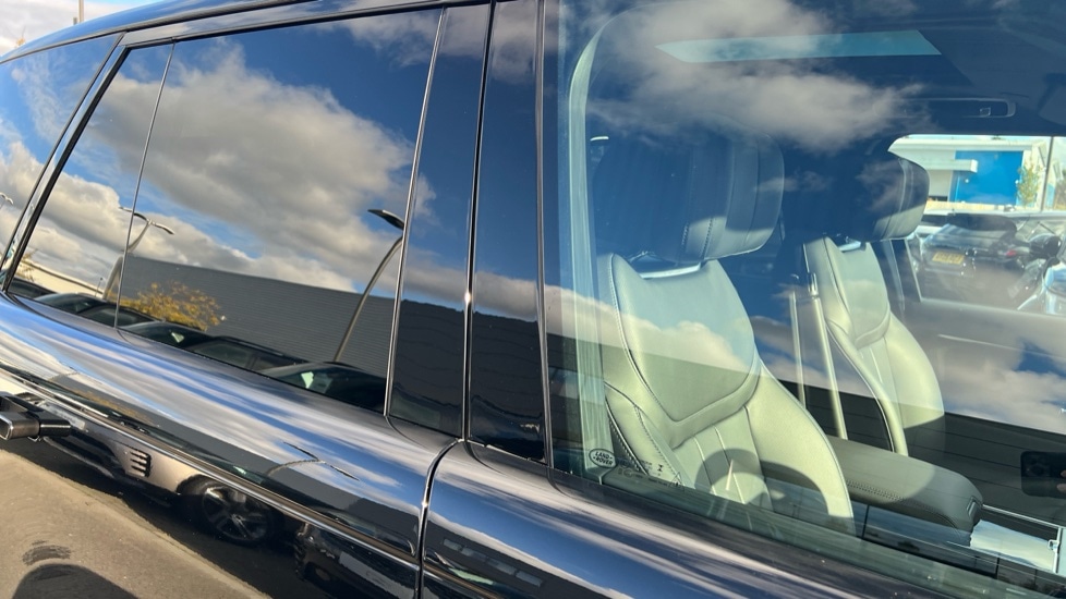 Used Land Rover Range Rover 2025 for sale - 76552312: Photo 38