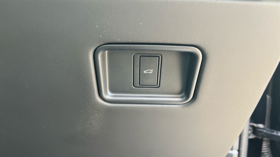 Used Land Rover Range Rover 2025 for sale - 76552312: Photo 47