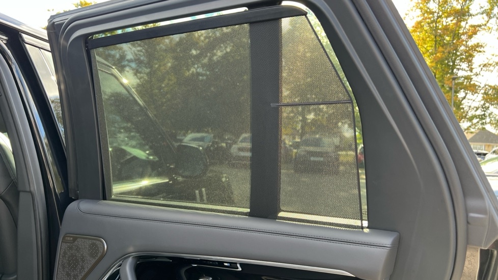 Used Land Rover Range Rover 2025 for sale - 76552312: Photo 53