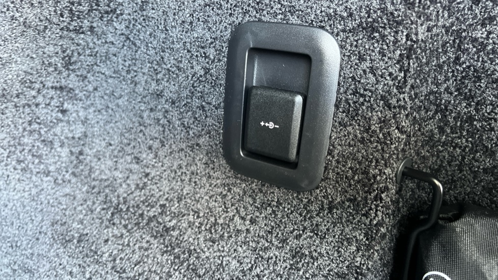 Used Land Rover Range Rover 2025 for sale - 76552312: Photo 62