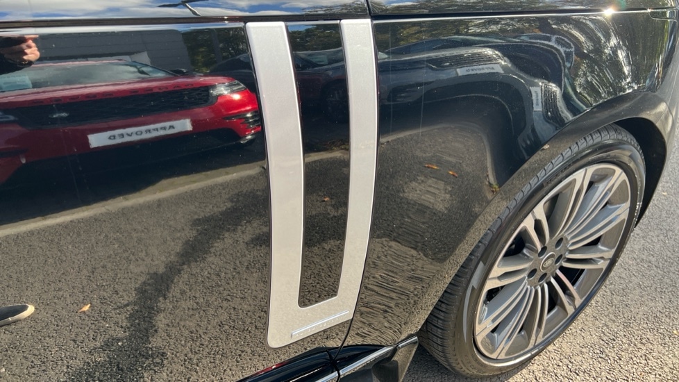 Used Land Rover Range Rover 2025 for sale - 76552312: Photo 65