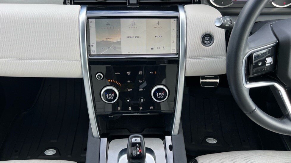 Used Land Rover Discovery Sport 2022 for sale - 75829205: Photo 14