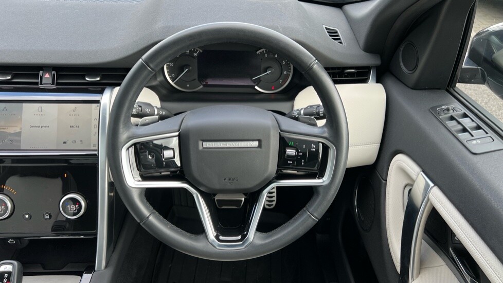 Used Land Rover Discovery Sport 2022 for sale - 75829205: Photo 15