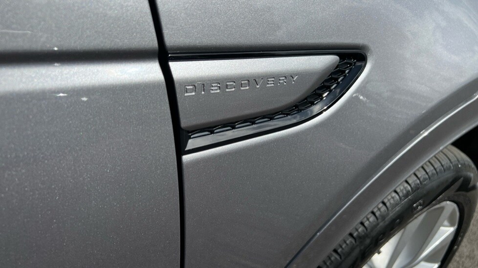 Used Land Rover Discovery Sport 2022 for sale - 75829205: Photo 21