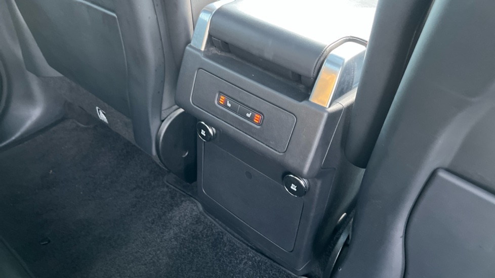 Used Land Rover Discovery 2020 for sale - 77067889: Photo 18