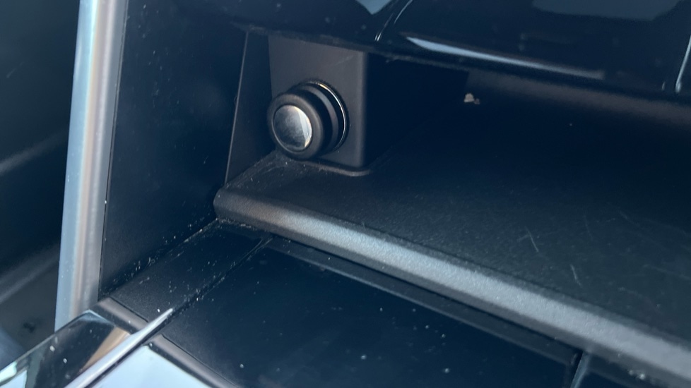 Used Land Rover Discovery 2020 for sale - 77067889: Photo 46