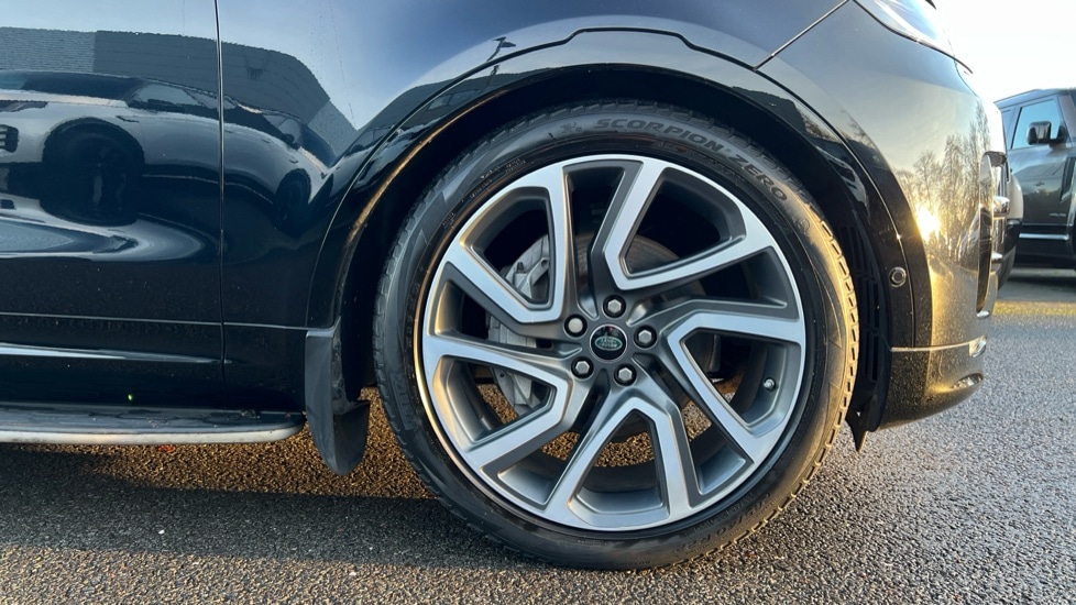 Used Land Rover Discovery 2020 for sale - 77067889: Photo 8