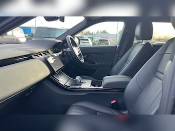 Used Land Rover Range Rover Evoque 2025 for sale - 76881843: Photo