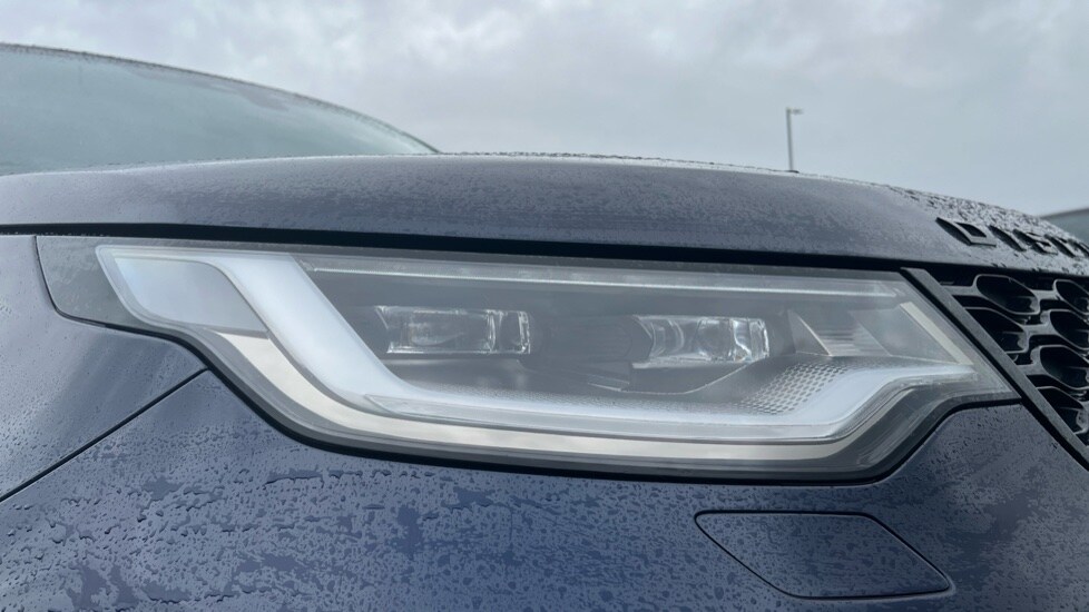 Used Land Rover Discovery 2022 for sale - 76623477: Photo 17