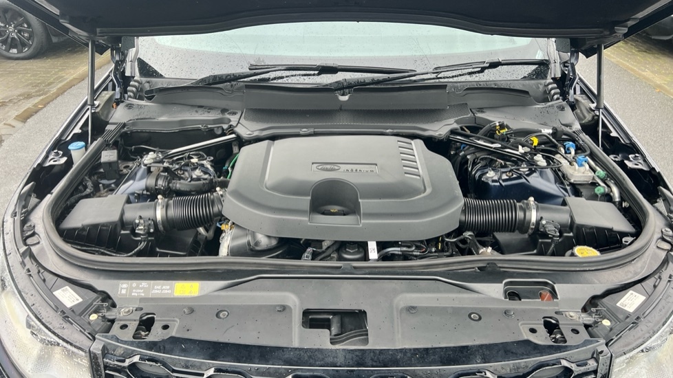 Used Land Rover Discovery 2022 for sale - 76623477: Photo 30