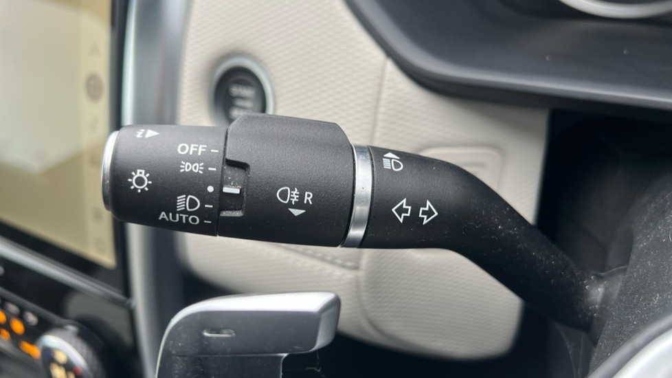 Used Land Rover Discovery 2022 for sale - 76623477: Photo 34