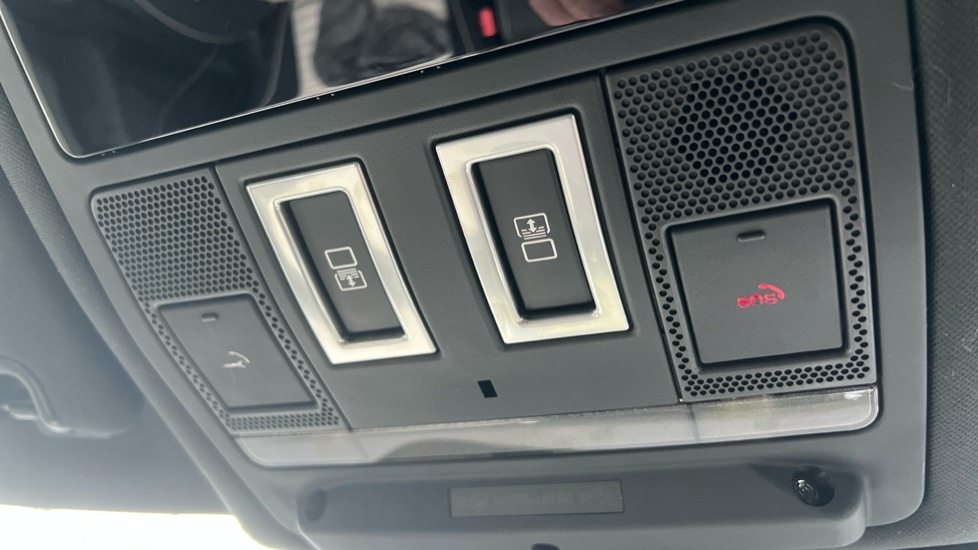 Used Land Rover Discovery 2022 for sale - 76623477: Photo 43