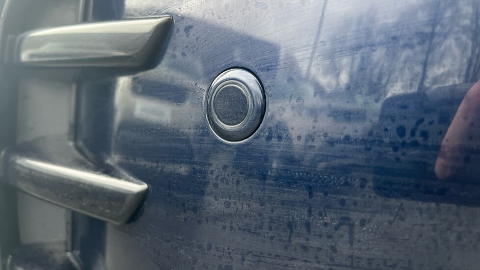 Used Land Rover Discovery 2022 for sale - 76623477: Photo 57