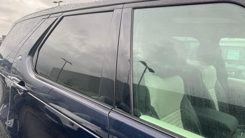 Used Land Rover Discovery 2022 for sale - 76623477: Photo 61