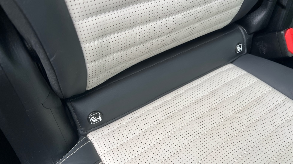 Used Land Rover Discovery 2022 for sale - 76623477: Photo 67